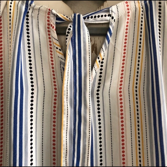 🌟3/$20 Lauren Conrad Striped Shirt - Picture 4 of 7